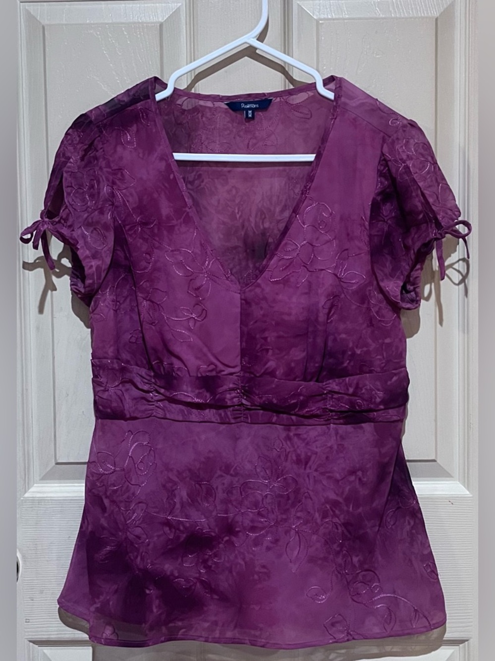 Reitmans V-Neck Blouse, Size Medium